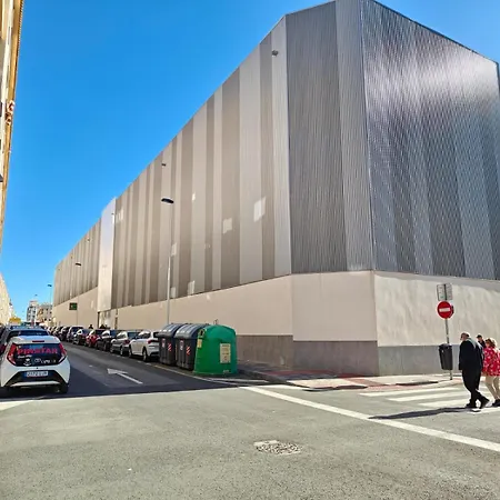 Centrico Con Garaje Torrevieja